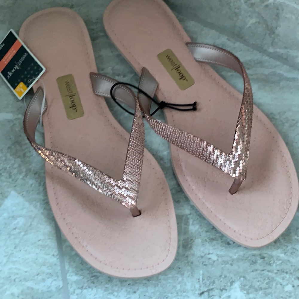 Rose gold women’s flip flop brand new